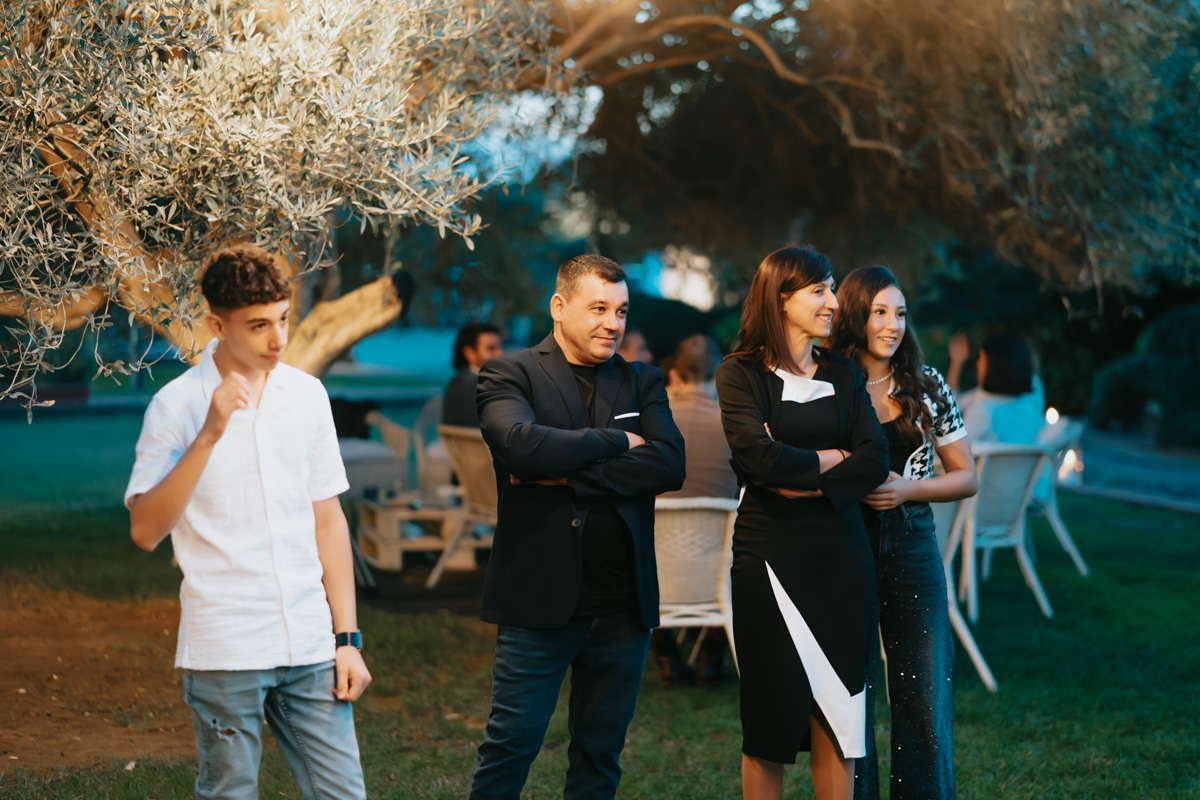 festa e divertimento al ricevimento di matrimonio alla Corte Noa, Pula