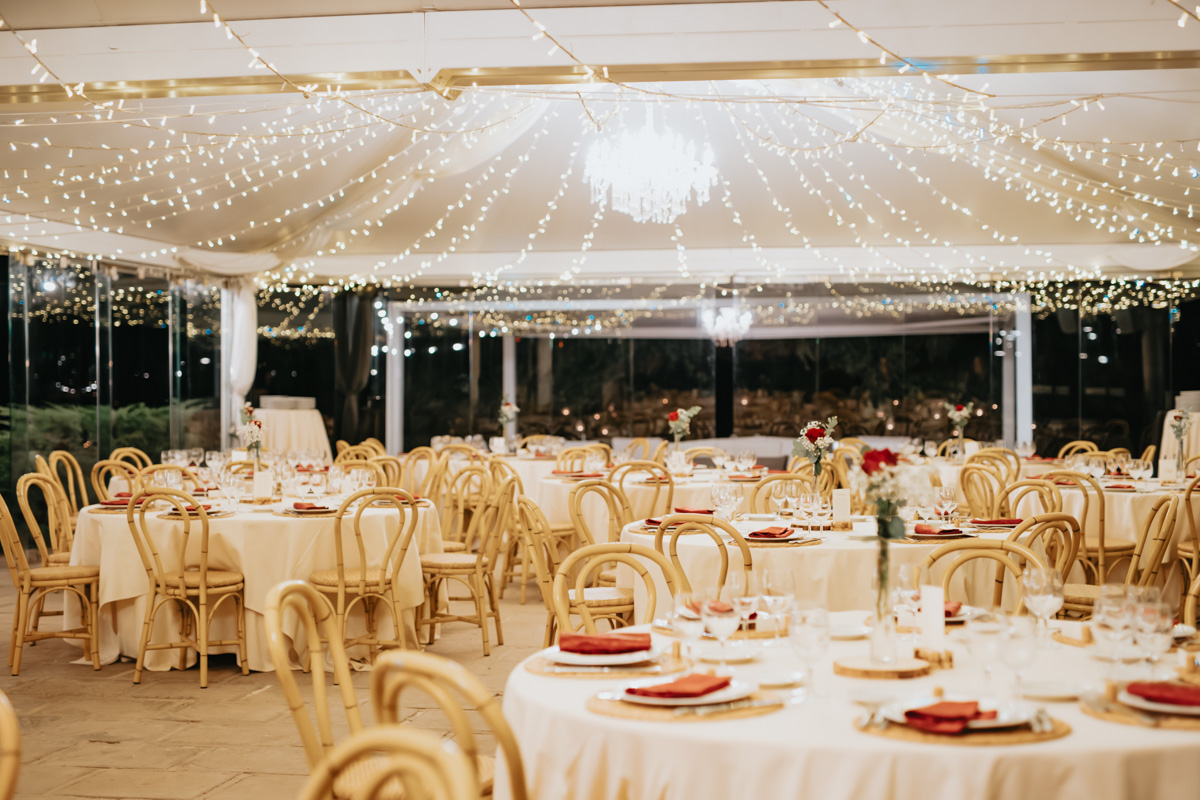 festa e divertimento al ricevimento di matrimonio alla Corte Noa, Pula