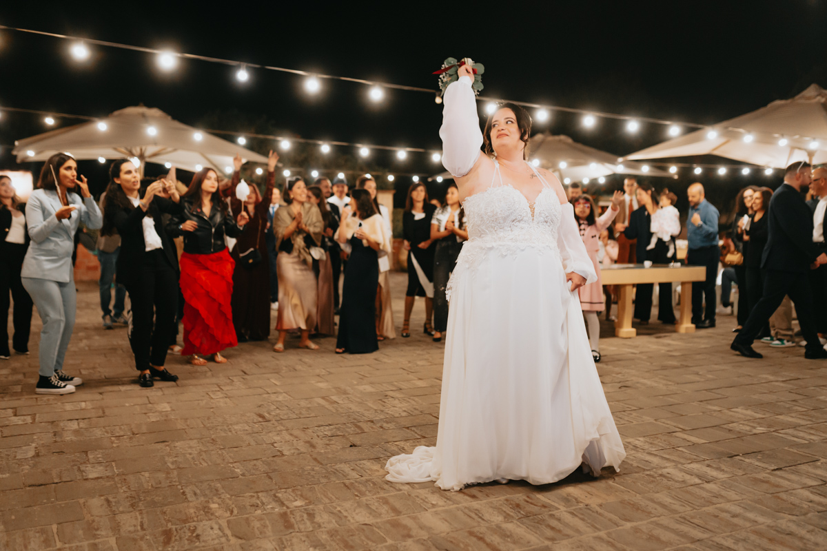 festa e divertimento al ricevimento di matrimonio alla Corte Noa, Pula