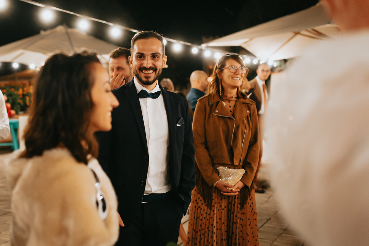 festa e divertimento al ricevimento di matrimonio alla Corte Noa, Pula