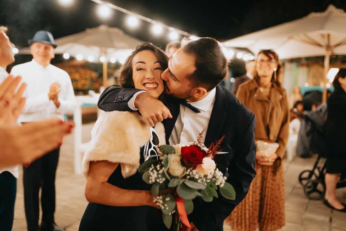 festa e divertimento al ricevimento di matrimonio alla Corte Noa, Pula