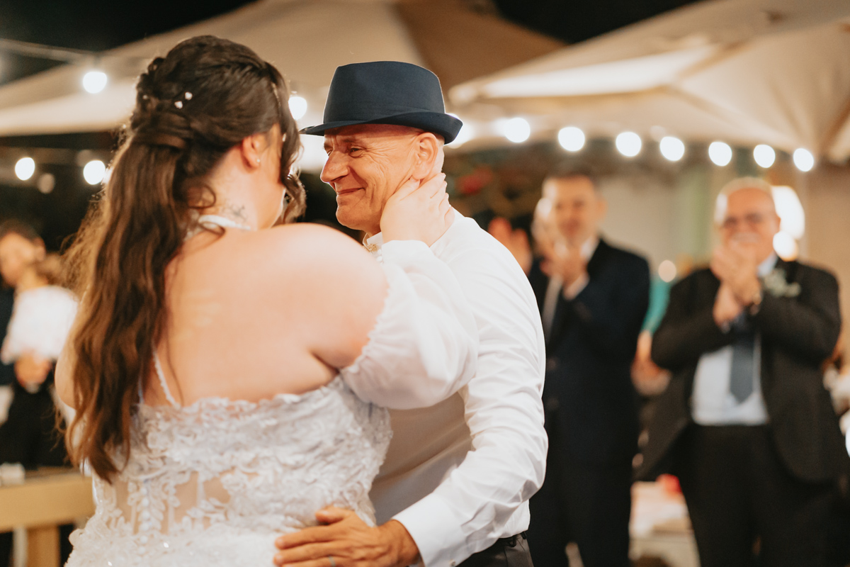 festa e divertimento al ricevimento di matrimonio alla Corte Noa, Pula